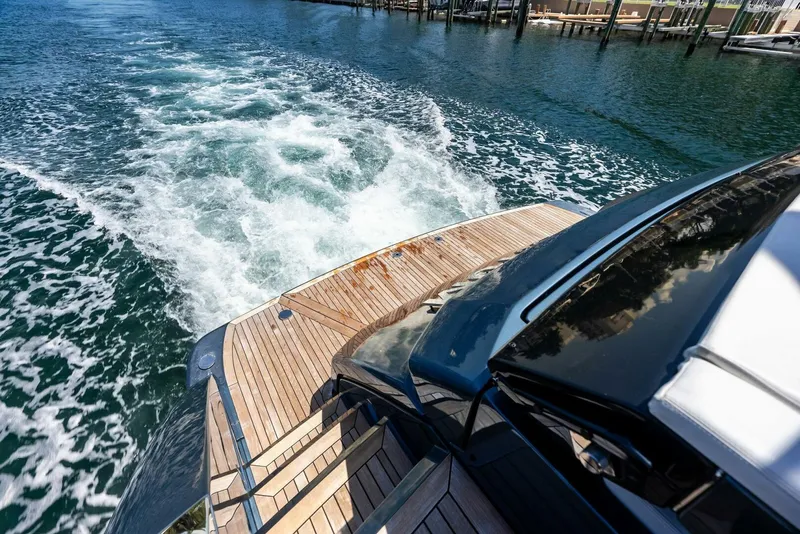 Slide: The Image of Riva Perseo Super 2024 - 27