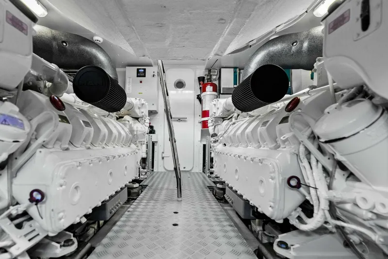 Slide: The Image of Riva Perseo Super 2024 - 88