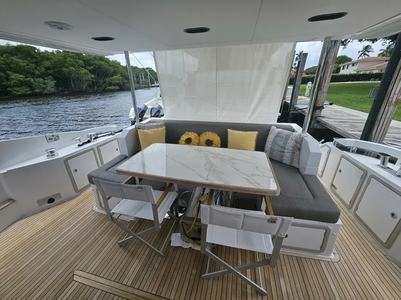 Slide: The Image of Azimut 66 2022 - 11