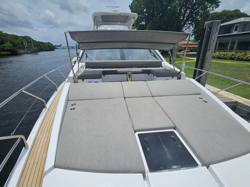 Slide: The Image of Azimut 66 2022 - 14