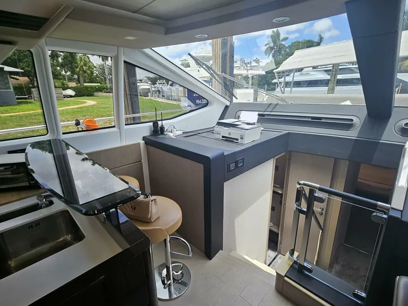 Slide: The Image of Azimut 66 2022 - 31