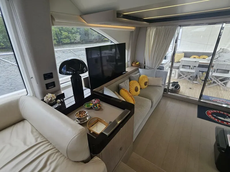 Slide: The Image of Azimut 66 2022 - 40