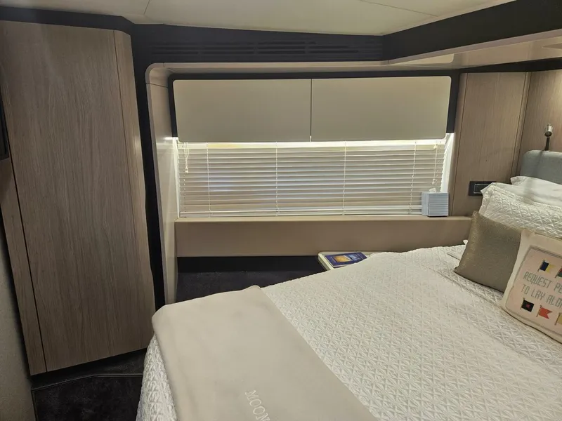 Slide: The Image of Azimut 66 2022 - 47