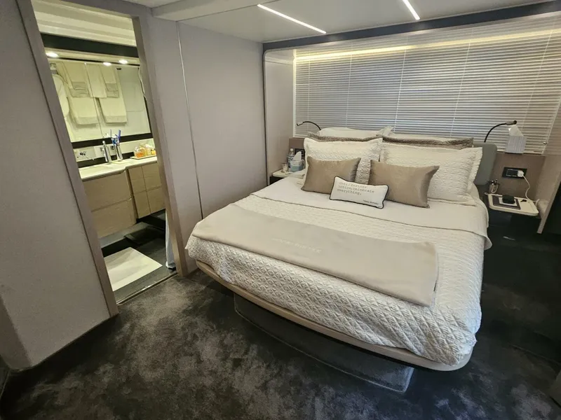 Slide: The Image of Azimut 66 2022 - 57