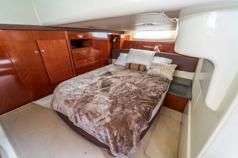 Slide: The Image of Meridian 441 Sedan 2009 - 45