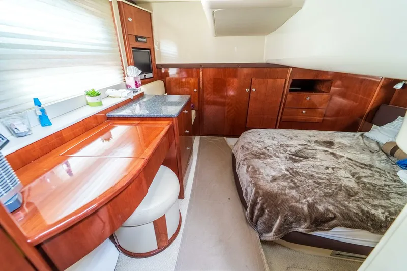 Slide: The Image of Meridian 441 Sedan 2009 - 46