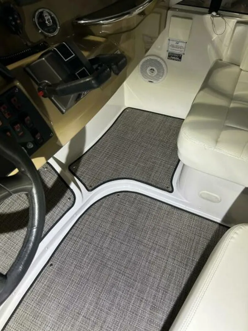 Slide: The Image of Carver Yachts 396 Aft Cabin MY 2003 - 24