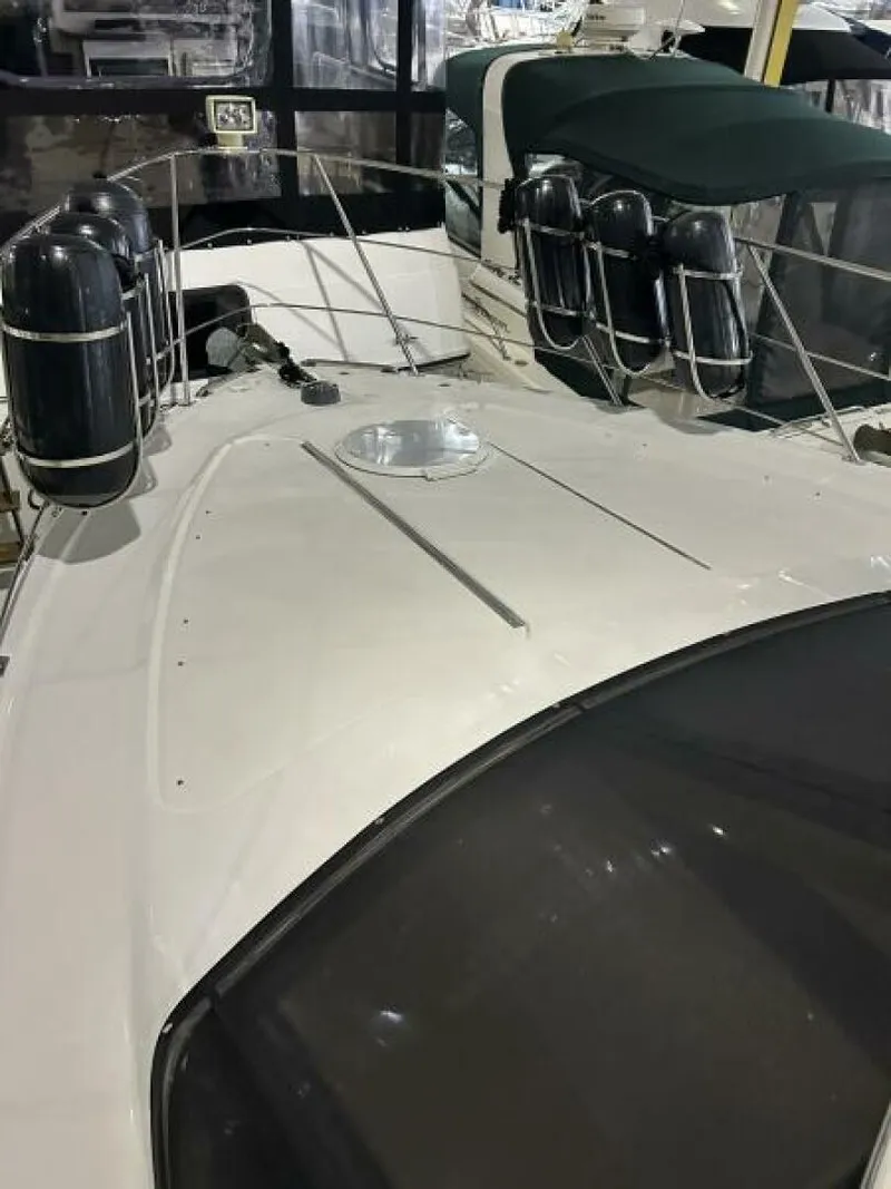 Slide: The Image of Carver Yachts 396 Aft Cabin MY 2003 - 34
