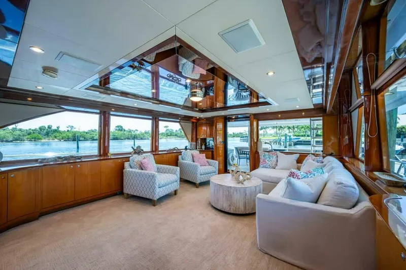 Slide: The Image of Ocean Alexander 78 Pilothouse 2005 - 29
