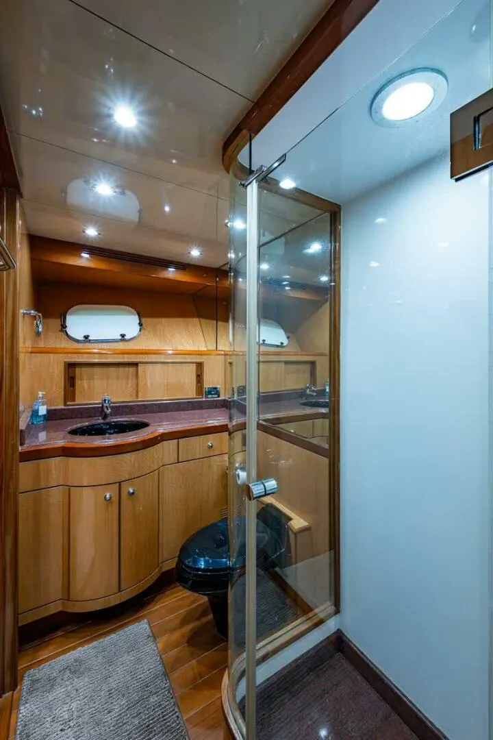 Slide: The Image of Ocean Alexander 78 Pilothouse 2005 - 61