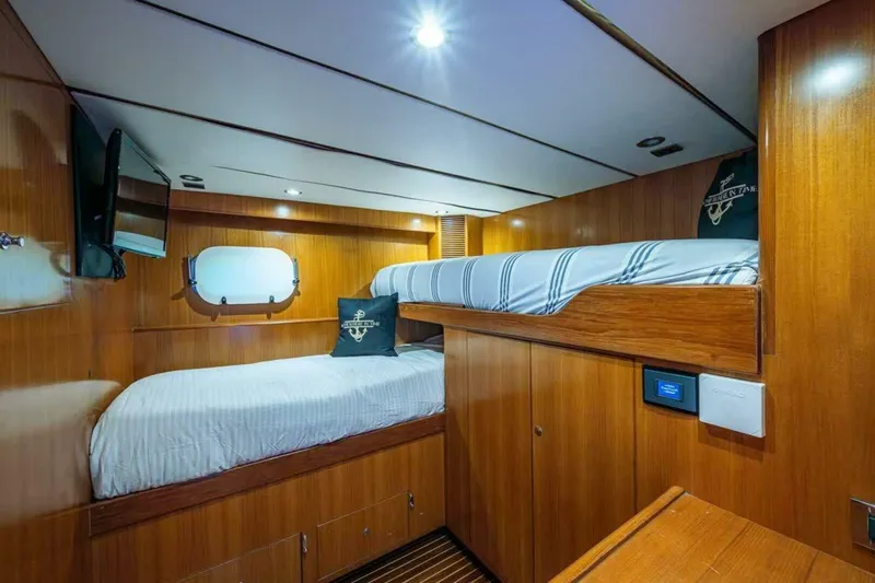Slide: The Image of Ocean Alexander 78 Pilothouse 2005 - 73
