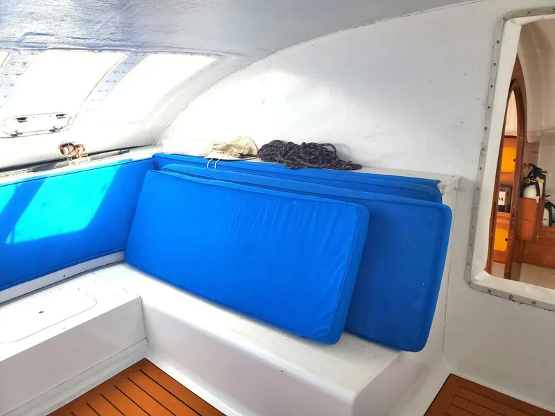 Slide: The Image of Beneteau Catamaran Twin Keel 1985 - 13