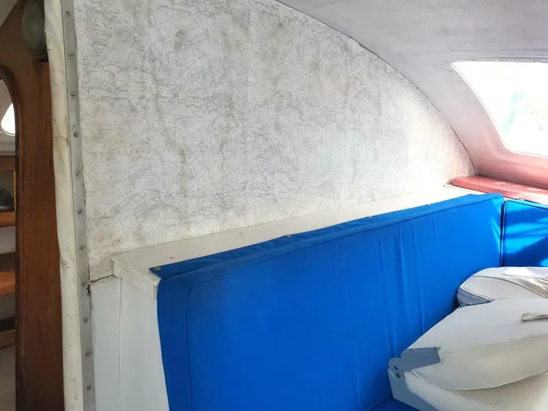 Slide: The Image of Beneteau Catamaran Twin Keel 1985 - 15