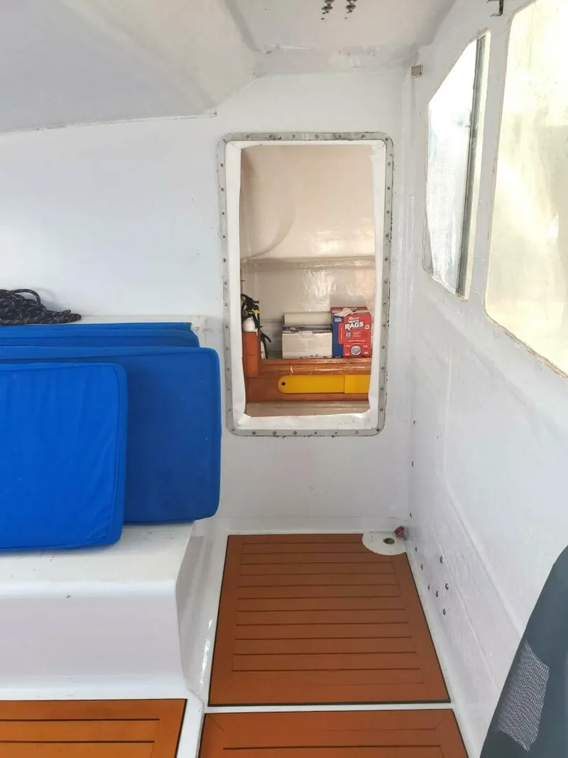 Slide: The Image of Beneteau Catamaran Twin Keel 1985 - 16