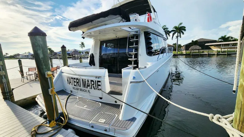 Slide: The Image of Carver Yachts 530 Voyager Pilothouse 1999 - 3