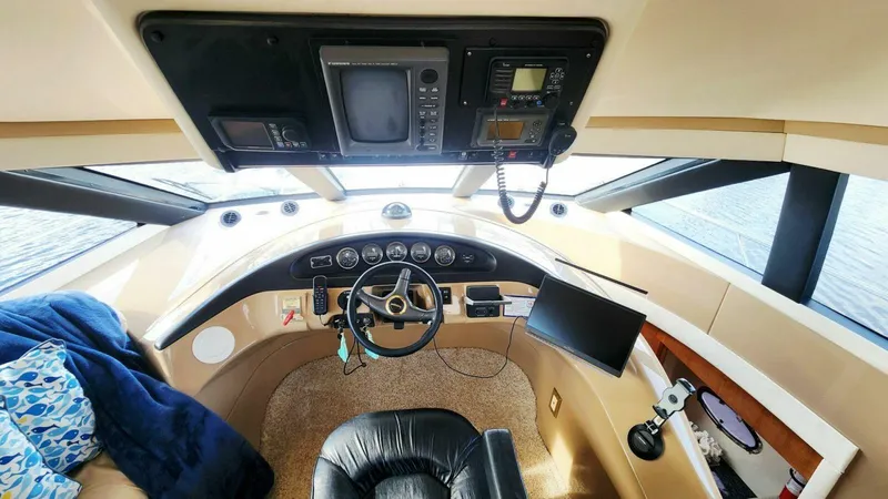 Slide: The Image of Carver Yachts 530 Voyager Pilothouse 1999 - 31