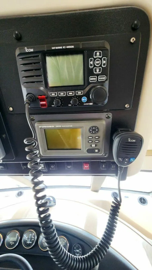 Slide: The Image of Carver Yachts 530 Voyager Pilothouse 1999 - 36