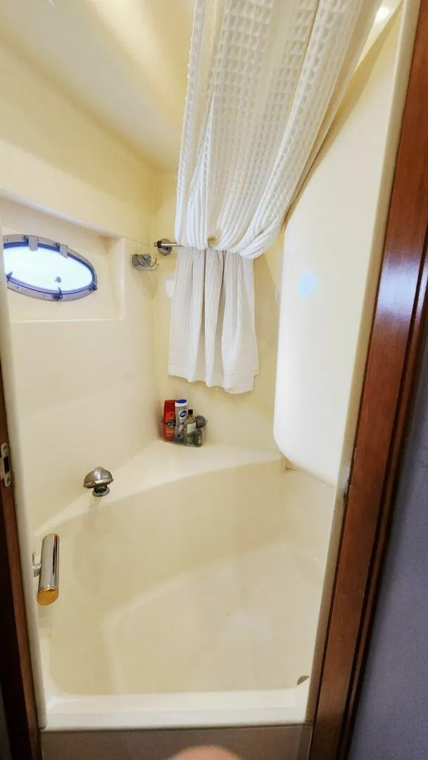 Slide: The Image of Carver Yachts 530 Voyager Pilothouse 1999 - 48