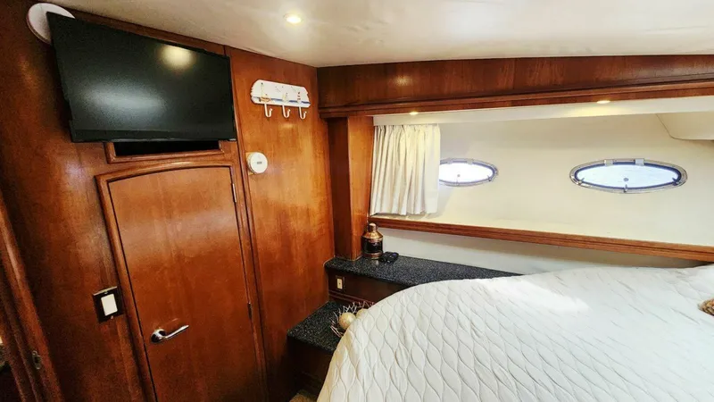 Slide: The Image of Carver Yachts 530 Voyager Pilothouse 1999 - 55