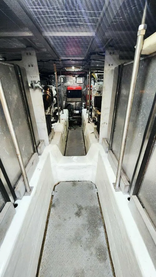 Slide: The Image of Carver Yachts 530 Voyager Pilothouse 1999 - 69