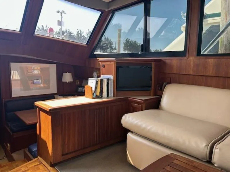 Slide: The Image of Viking 45 Convertible 1988 - 13