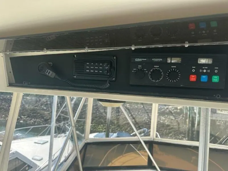 Slide: The Image of Viking 45 Convertible 1988 - 27