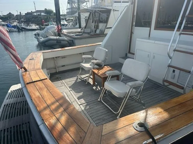 Slide: The Image of Viking 45 Convertible 1988 - 4