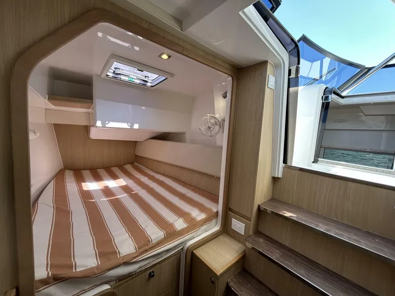 Slide: The Image of Aquila 36 Sport 2020 - 12