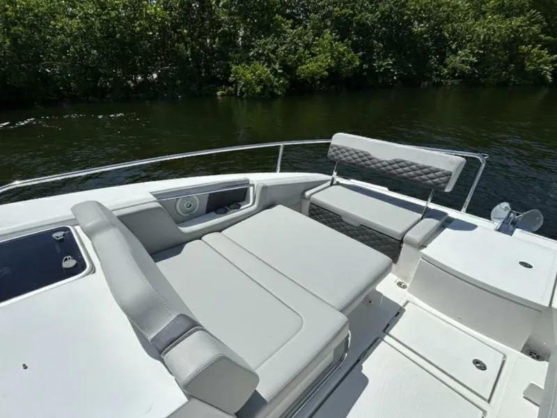 Slide: The Image of Aquila 36 Sport 2020 - 21