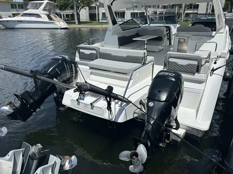 Slide: The Image of Aquila 36 Sport 2020 - 25