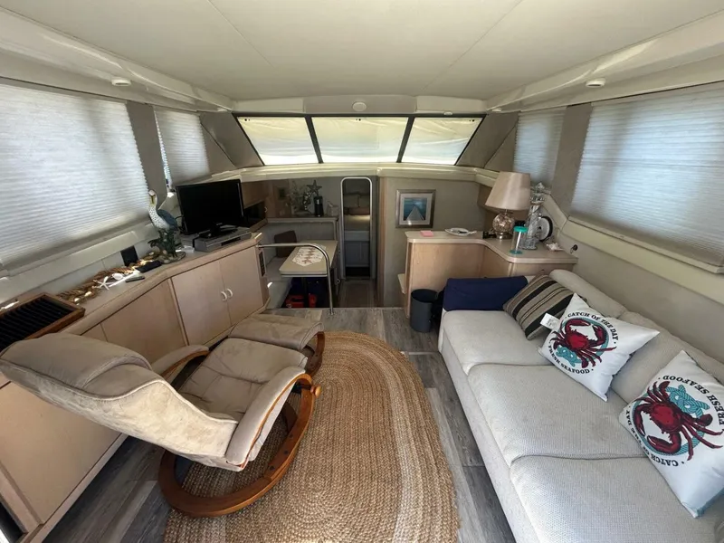 Slide: The Image of Silverton 34 Convertible 1990 - 20