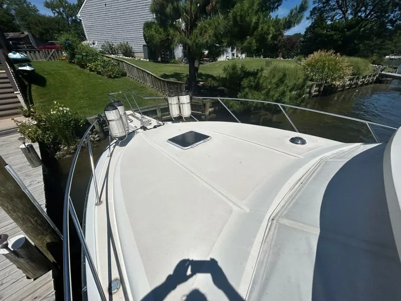 Slide: The Image of Silverton 34 Convertible 1990 - 32