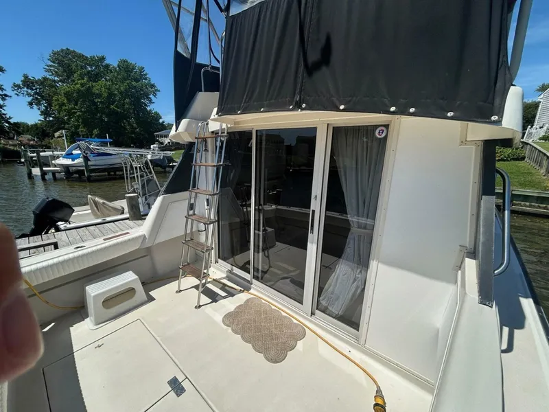 Slide: The Image of Silverton 34 Convertible 1990 - 7