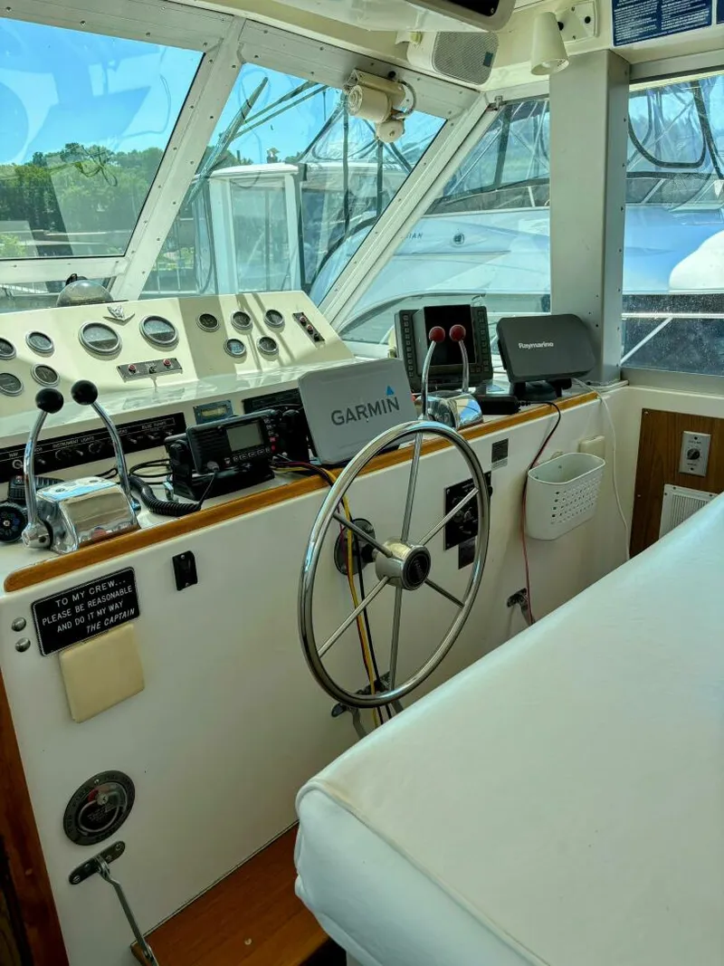Slide: The Image of Bertram 42 Motor Yacht 1977 - 21