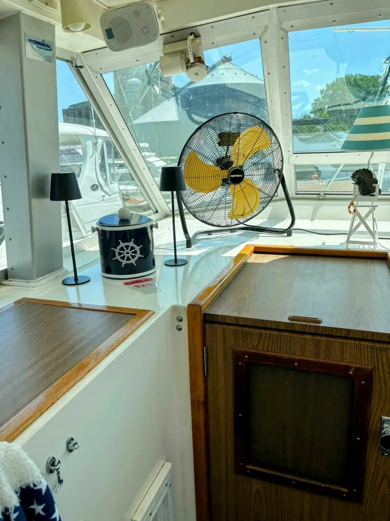 Slide: The Image of Bertram 42 Motor Yacht 1977 - 22