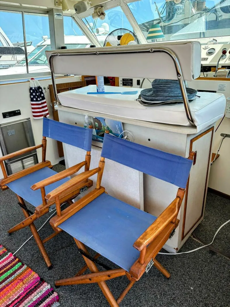 Slide: The Image of Bertram 42 Motor Yacht 1977 - 24