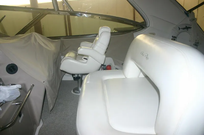 Slide: The Image of Sea Ray 540 Sundancer 1998 - 19