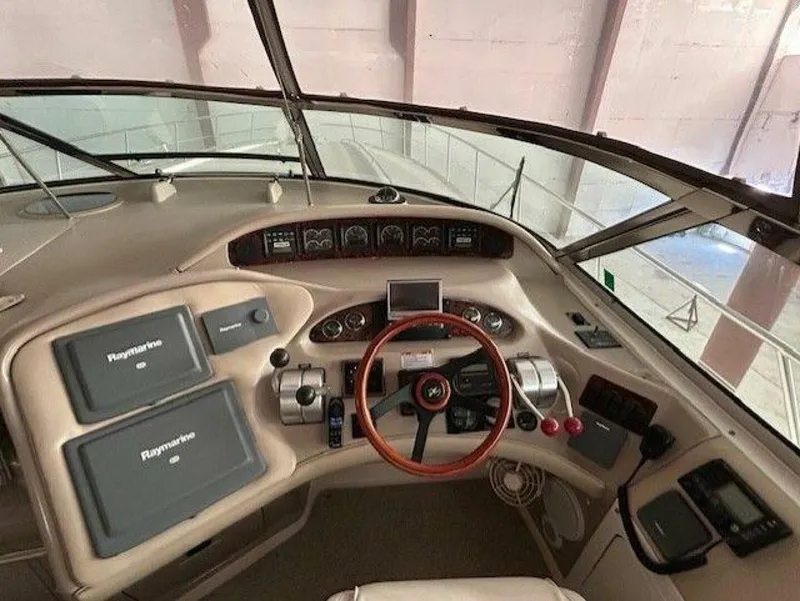 Slide: The Image of Sea Ray 540 Sundancer 1998 - 28