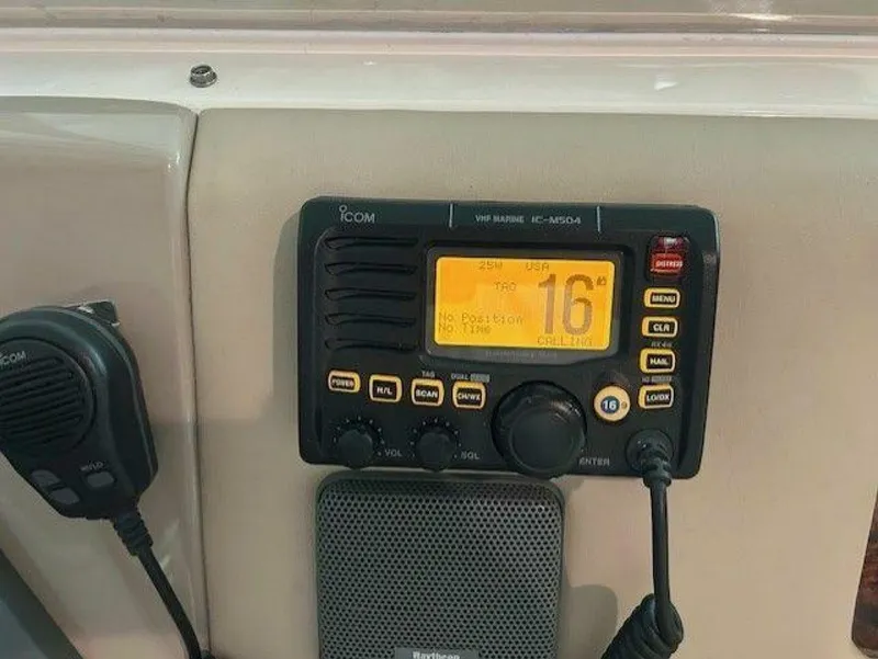 Slide: The Image of Sea Ray 540 Sundancer 1998 - 37