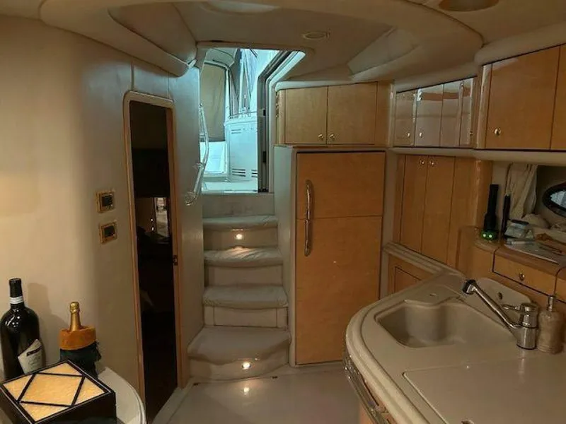 Slide: The Image of Sea Ray 540 Sundancer 1998 - 42