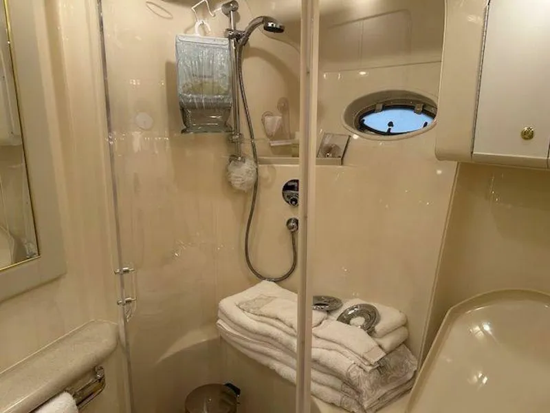 Slide: The Image of Sea Ray 540 Sundancer 1998 - 53