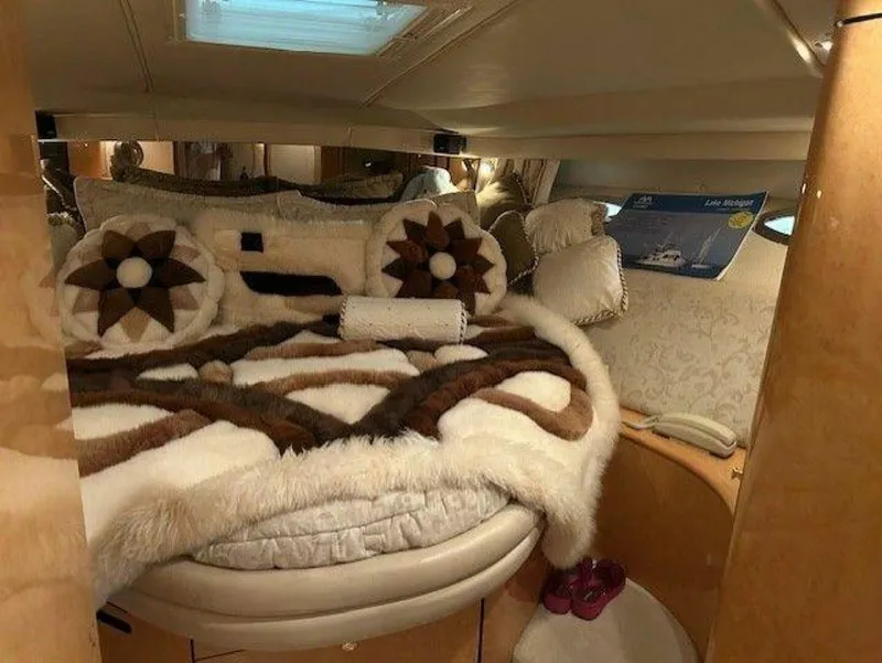Slide: The Image of Sea Ray 540 Sundancer 1998 - 54