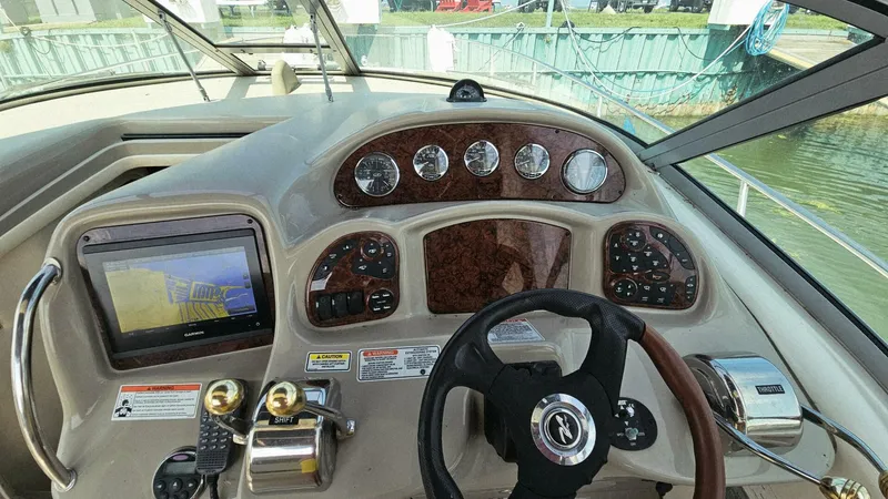 Slide: The Image of Sea Ray 340 Sundancer 2007 - 15