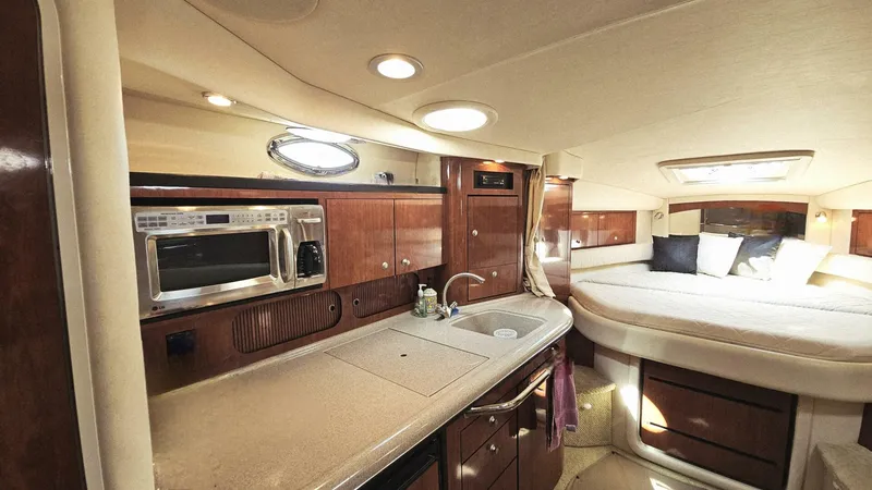 Slide: The Image of Sea Ray 340 Sundancer 2007 - 23