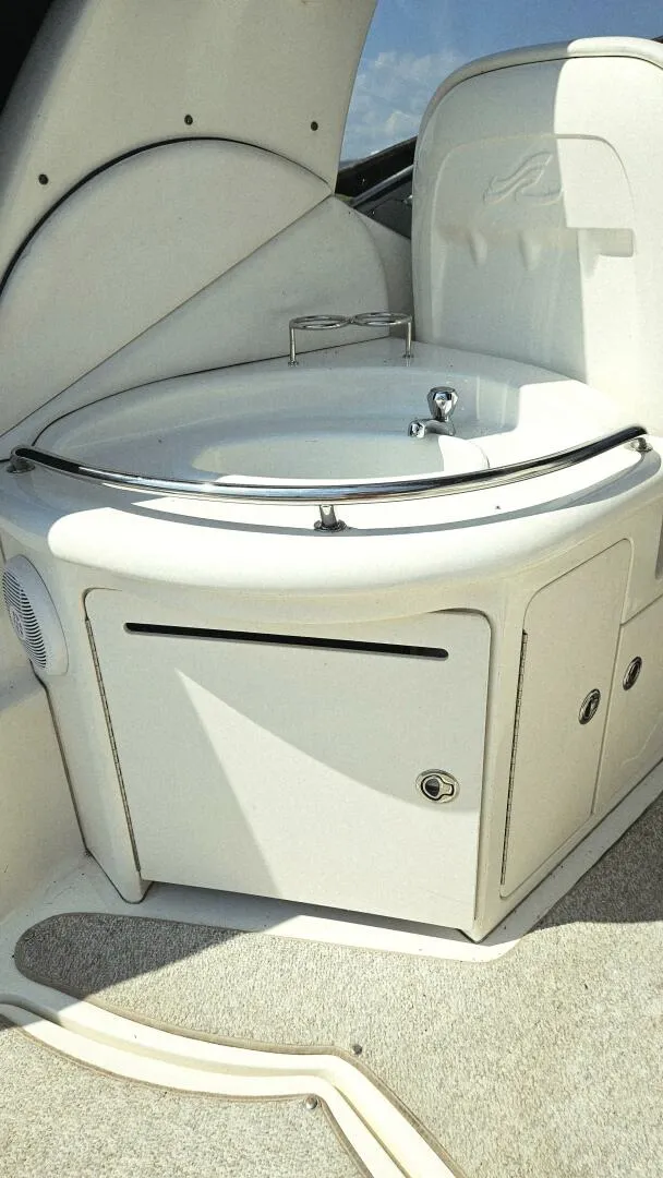Slide: The Image of Sea Ray 340 Sundancer 2007 - 8