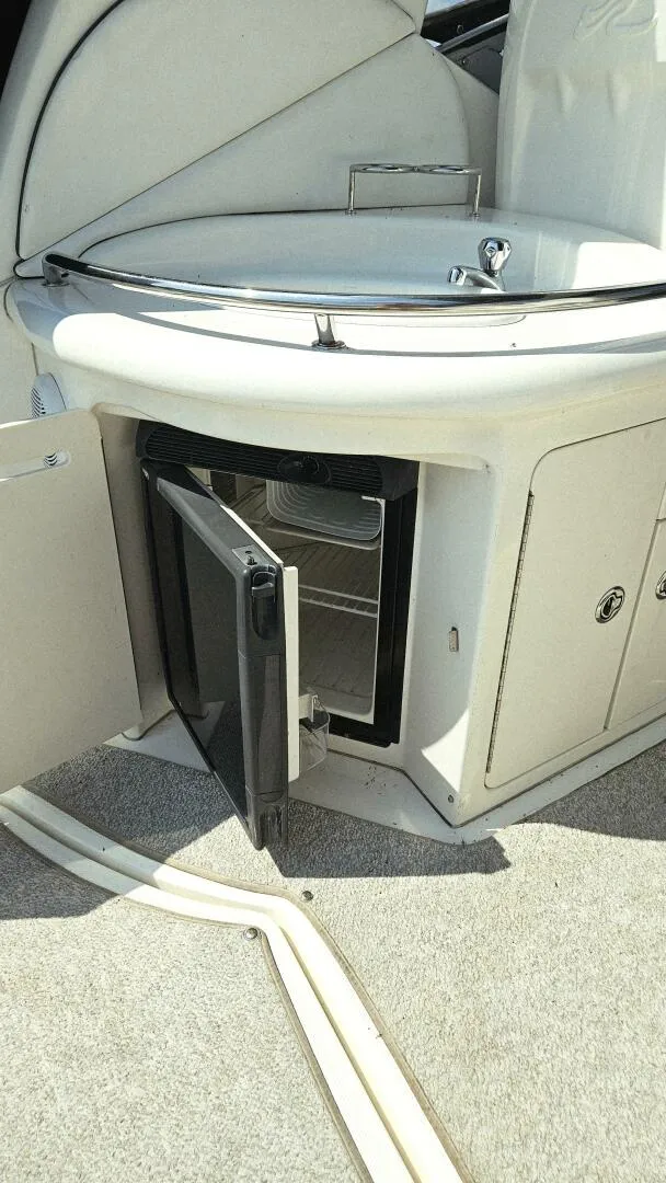 Slide: The Image of Sea Ray 340 Sundancer 2007 - 9