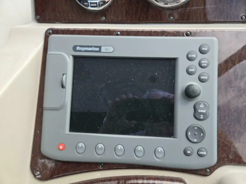 Slide: The Image of Sea Ray 310 Sundancer 2007 - 19