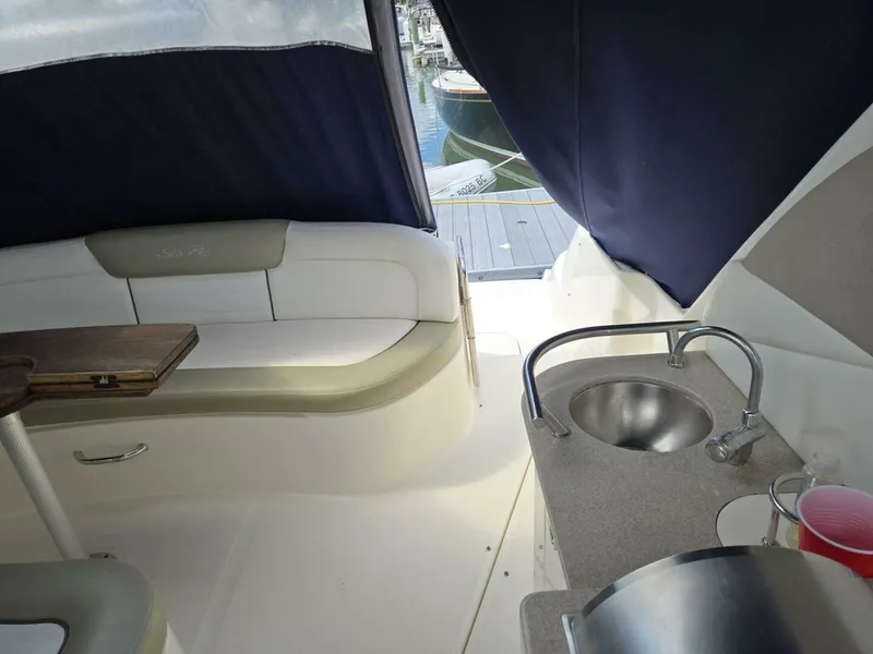 Slide: The Image of Sea Ray 310 Sundancer 2007 - 29