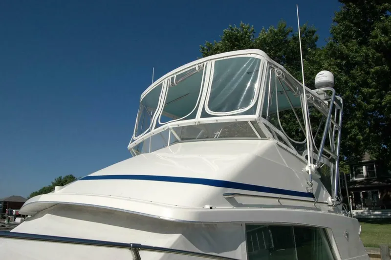Slide: The Image of Bertram 33 Sport Fisherman 1987 - 15