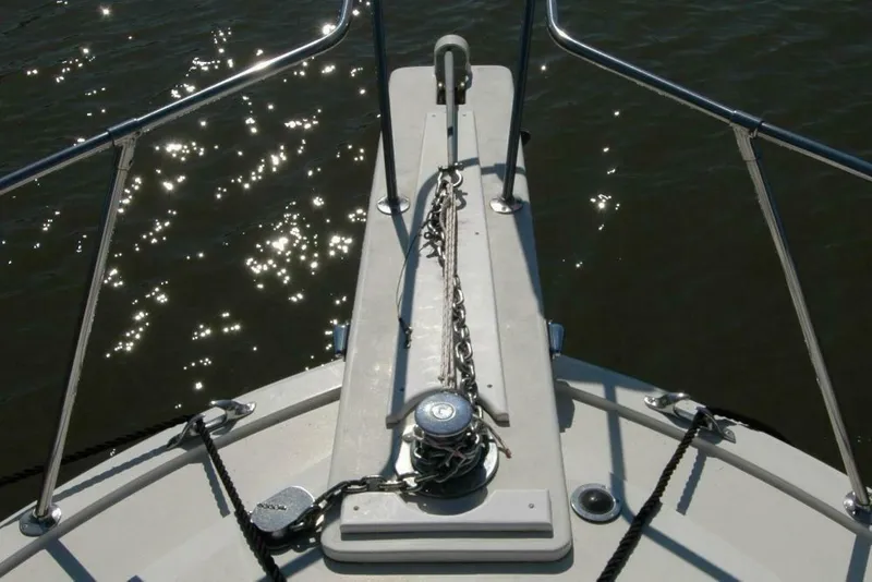 Slide: The Image of Bertram 33 Sport Fisherman 1987 - 27